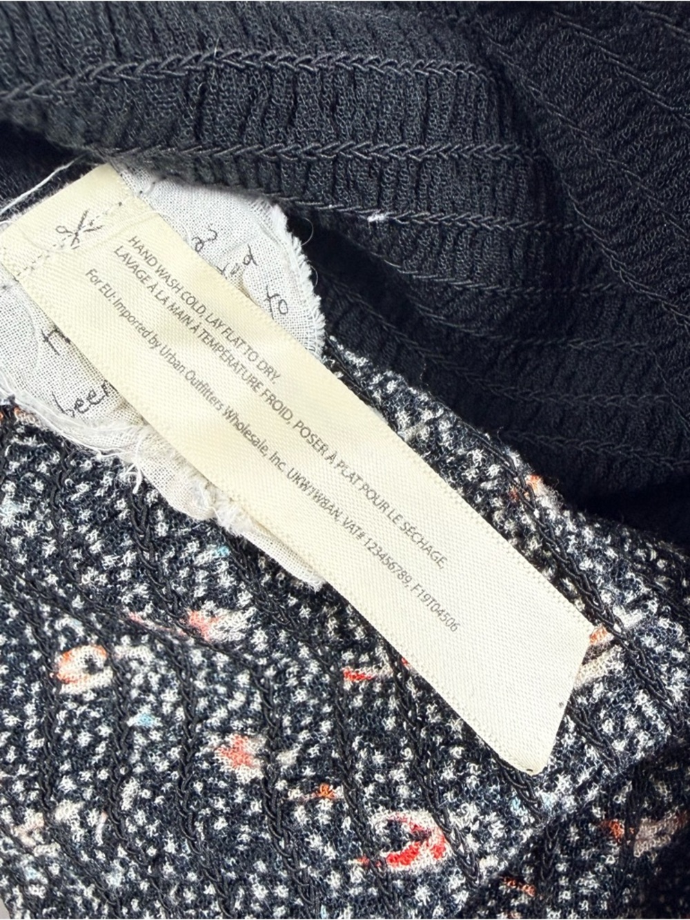 Free People FP One Petite Boho Floral Smocked Bandana Tube Top Black Pink SP - Picture 8 of 9